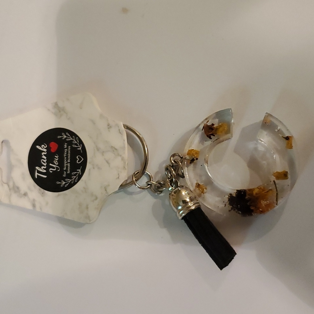 Handmade Resin Keychains - Picture 6 of 7